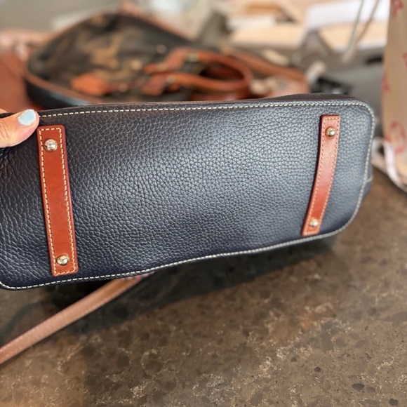 Dooney & Bourke Handbag - Picture 6 of 8